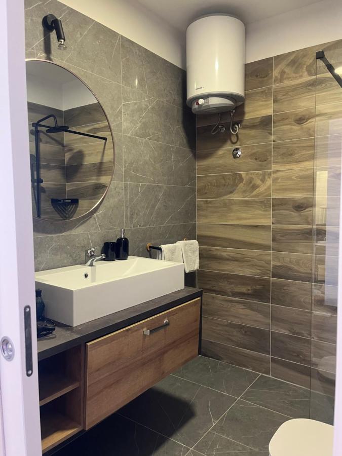 Calypso Apartman *